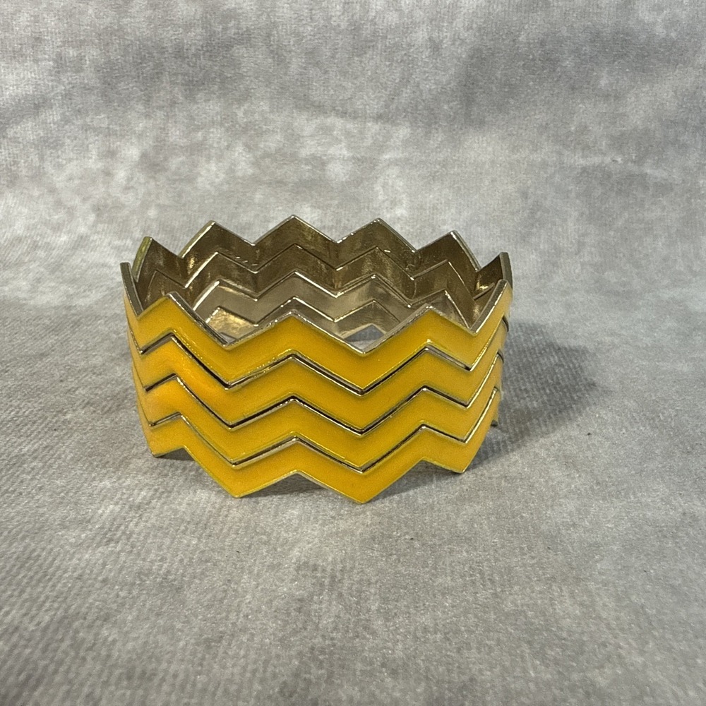 Zigzag Bangle‎ Bracelets Set Of 4 Yellow Acrylic Goldtone